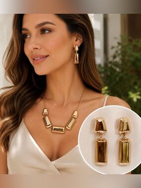 Gold block design necklace set